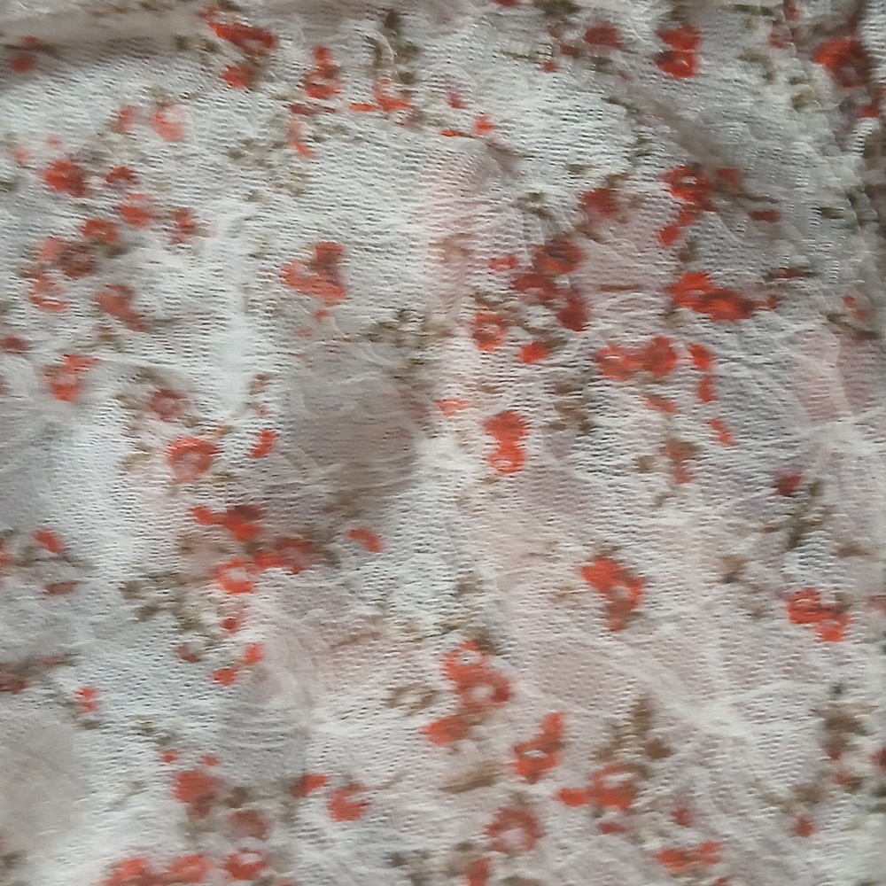 Floral‎ blouse - Picture 6 of 8